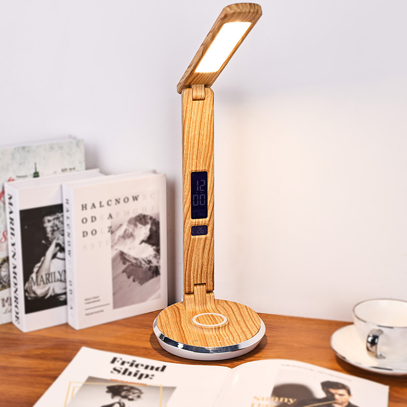 Lampe de bureau avec chargeur sans fil QI