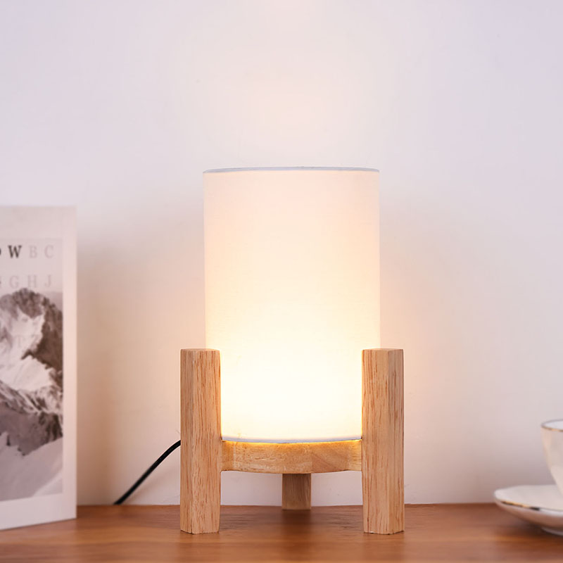 Lampe de table trépied avec abat-jour en tissu